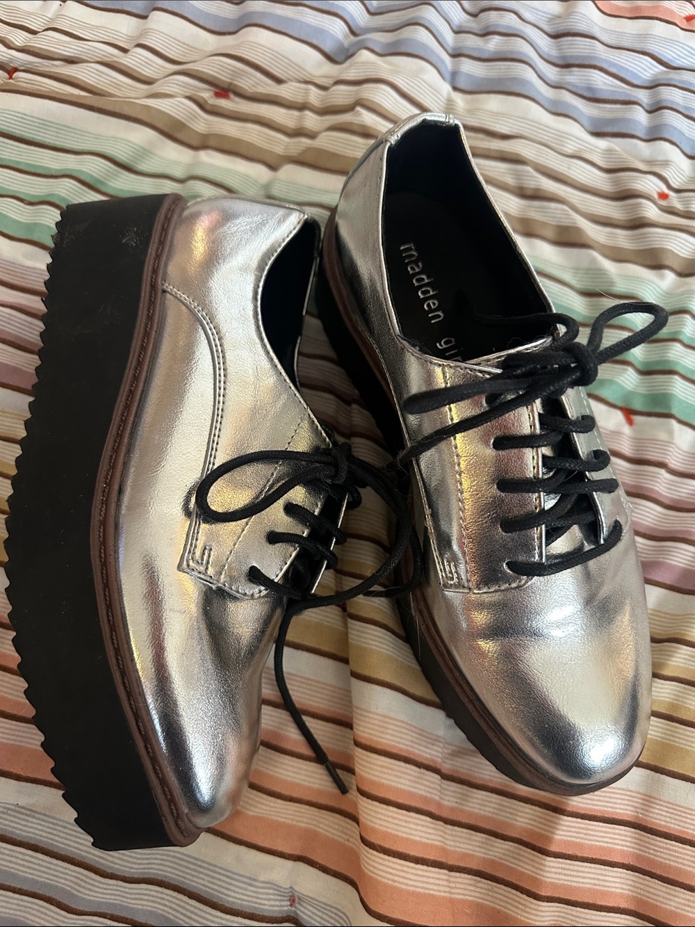 Madden Girl Written silver oxfords